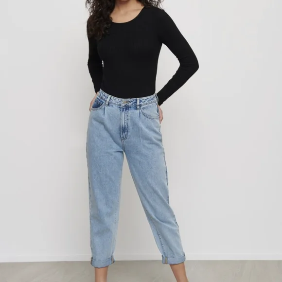 Dynamite Black Ribbed Open-Back Bodysuit - Picture 2 of 13